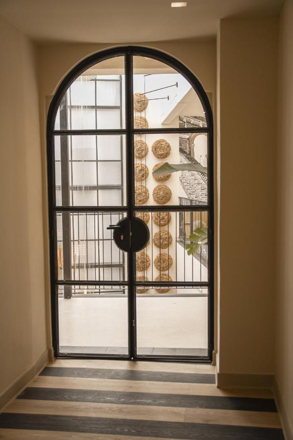 Room Select Tetuan Seville Luaran gambar
